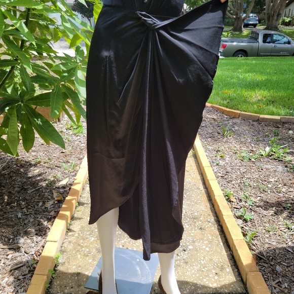 Express satin v-neck midi dress black small - Picture 10 of 10